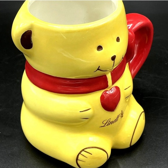 Lindt Chocolate Cup Mug 3D Bear with Red Bow Advertising Rare Yellow Red Brown - Picture 8 of 12